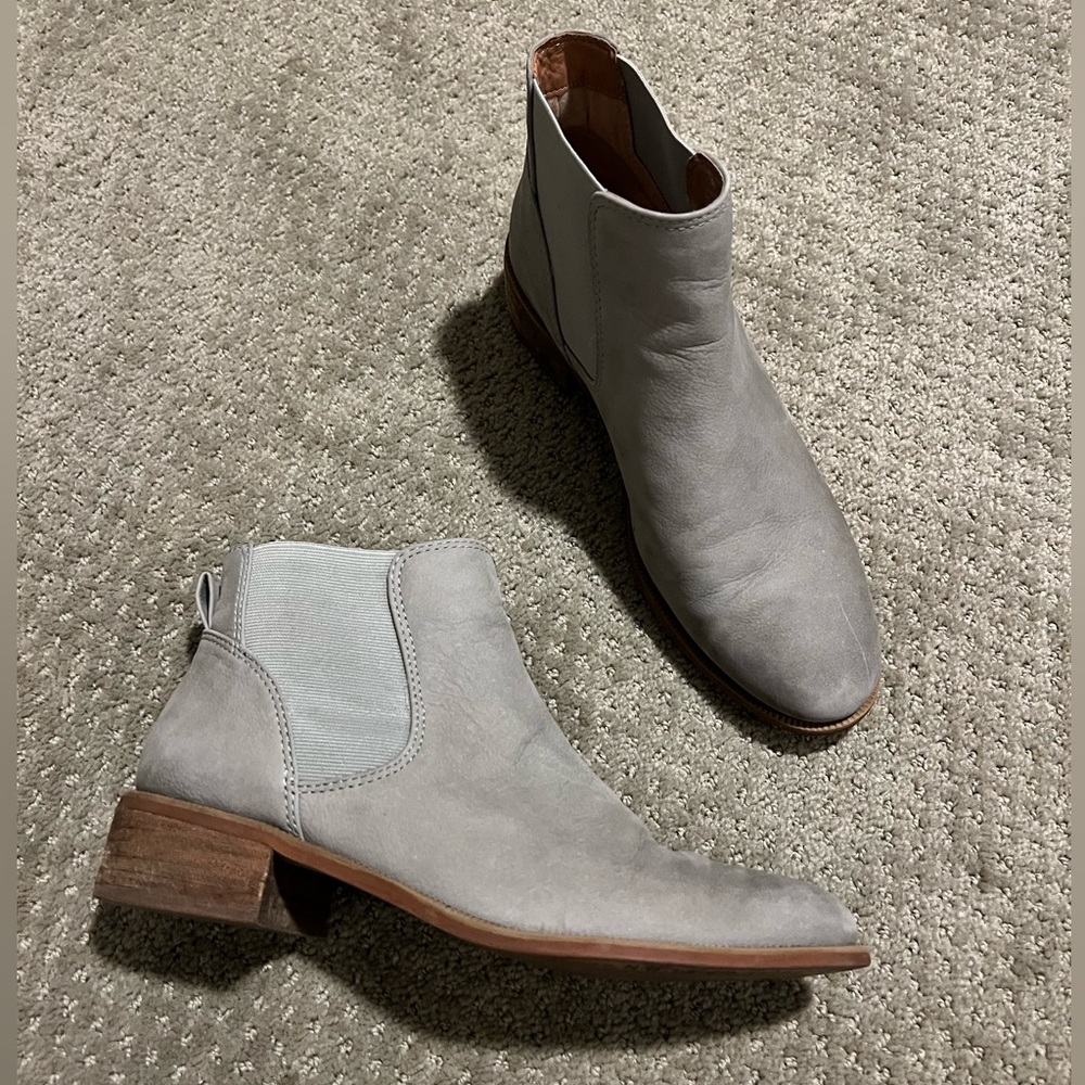 Nordstrom Caslon Gray Booties Size 7